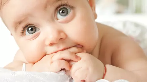 Asa vad ei lumea - dezvoltarea bebelusului in primul an