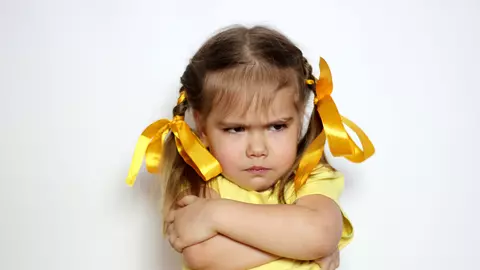 Cum te descurci cu un copil incapatanat? Psihologul iti raspunde!