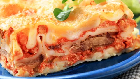 Lasagna cu pui și legume