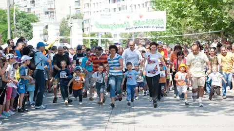 Părinți și copii sunt invitați la crosurile Campionii Sănătății 