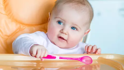 Cum mănâncă bebelușul tău?