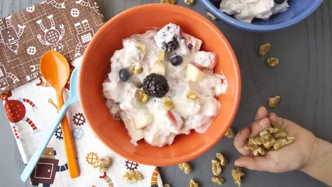 Mic dejun sănătos cu iaurt grecesc 