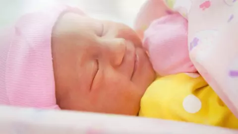 Obiceiuri la naştere, de prin lume adunate