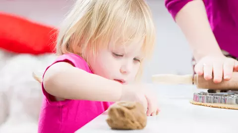 Tu îţi exploatezi copilul?