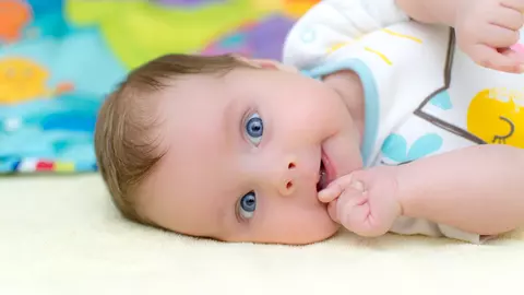 Crustele de lapte (dermatita seboreică)