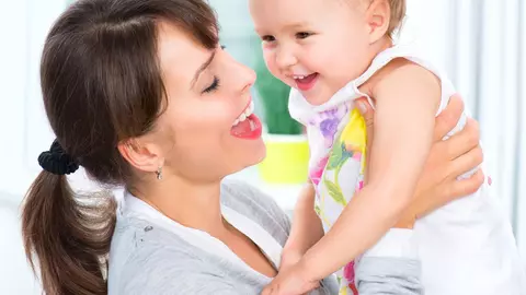 Cum își exprimă bebelușii sentimentele