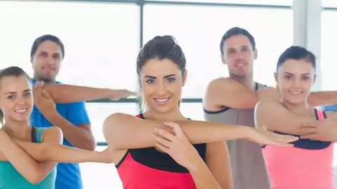 Stretching: 5 mișcări simple și binefacatoare