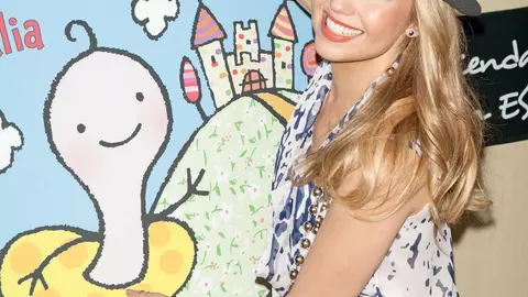 Thalia te învață cum să scapi de suzetă