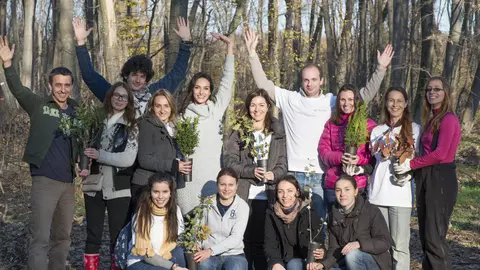 Yves Rocher ne invită Să plantăm pentru Planetă