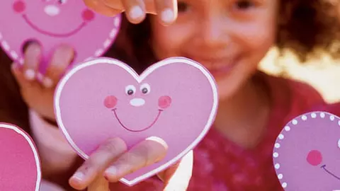 Blu Party te invită la Atelierul Fistichiu