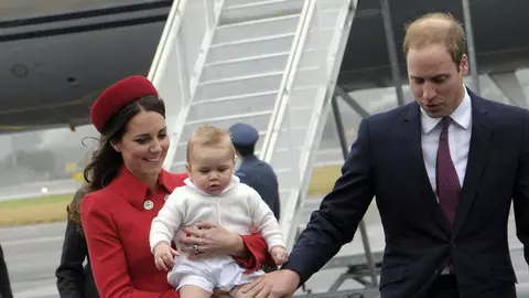 Prima vizită oficială pentru micul prinț George