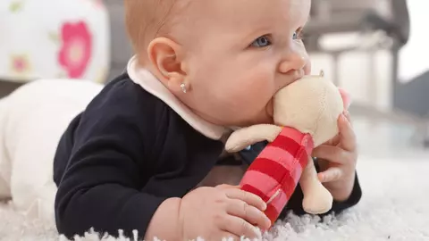 Cum îngrijești dinții de lapte