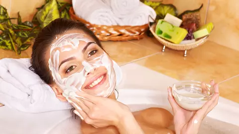 3 măști de casă pentru tenul gras