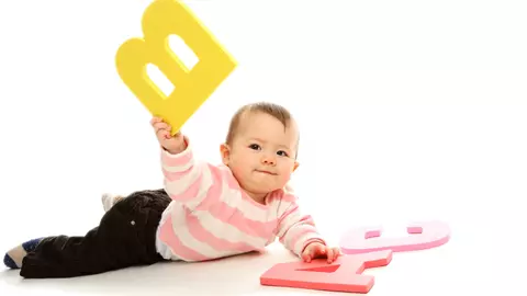 Abcd… cum îl înveți de mic să citească