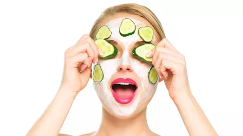 3 tratamente cu iaurt care fac minuni!