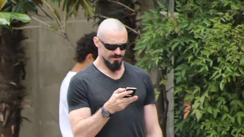 Hugh Jackman - schimbare radicală de look
