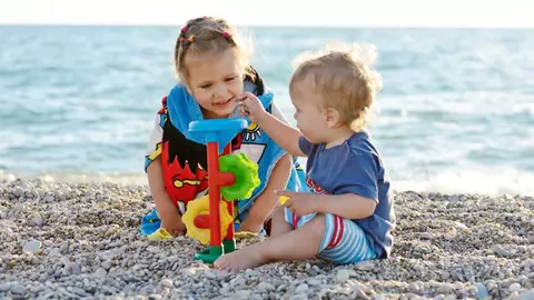 Ce faci când nu vrea să împartă?