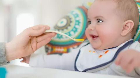 Ce să știi despre alergiile alimentare la bebeluși