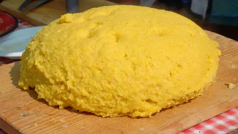Ce vindeci cu mămăligă
