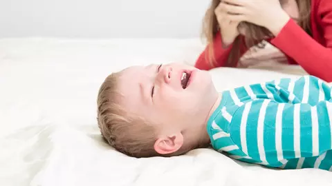 3 lucruri pe care să NU le spui copilului tău