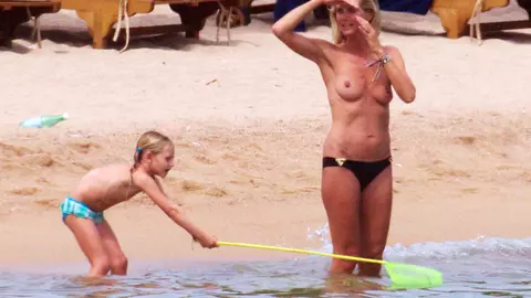 Nuditatea în fața copiilor