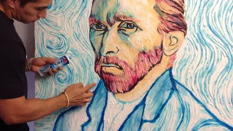 Artă cu pastă de dinți