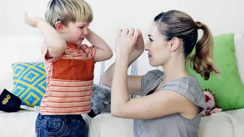 Cum ”tratezi” crizele de furie ale copilului