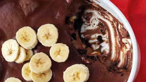 Budincă de ciocolată cu banane, fără coacere