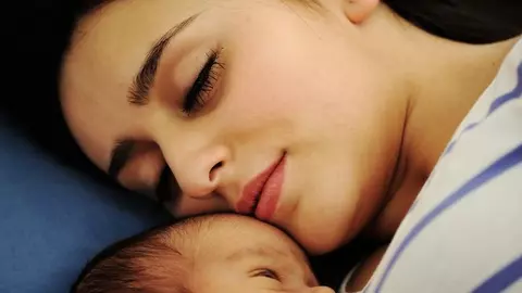 Prima oră din viața bebelușului