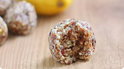 Bomboane sănătoase, fără zahăr şi fără coacere, gata în 5 minute