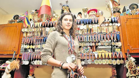 Jurnal de fapte bune: Andreea câştigă 30 de medalii pe an