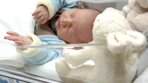 Un copil de un an a fost la un pas de moarte din cauza unui produs pe care îl avem cu toții în casă