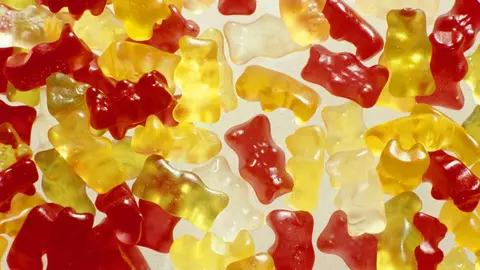 Studiu APC: Jeleurile, adevărată bombă chimică pentru creierul copiilor