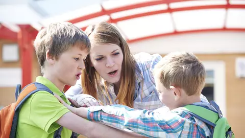 Conflictele copiilor – când, cum și de ce este necesar să intervenim