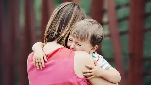 Copii abuzați fizic și psihic la o creșă din Arad. "Dacă faceți pe voi, afară zburați la lup!" O mamă a descoperit prin ce coșmar trec cei mici