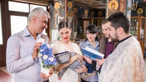 Tili Niculae: La doua luni dupa ce am pierdut a doua sarcina, am botezat un baietel