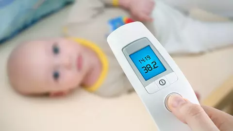 Ce tip de termometru sa alegi pentru copilul tau