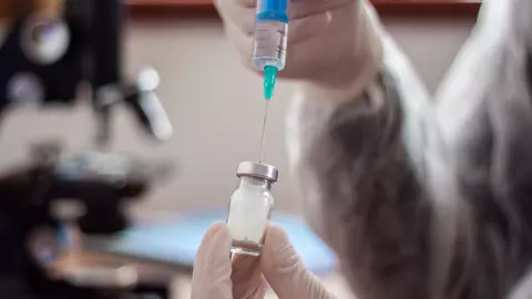 Criza de imunoglobulina continua. Apelul unei mame: "Autoritățile și companiile producătoare negociază vieți"