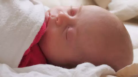 Greseli pe care parintii de azi le fac, ce au dus la cresterea numarului de decese subite