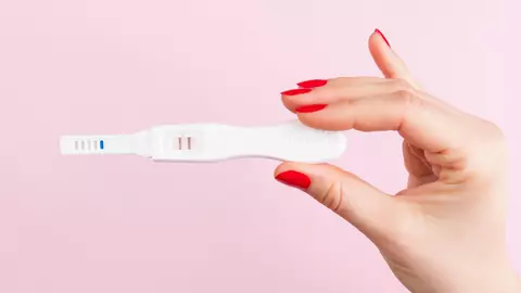 5 semne ca ar trebui sa faci un test de sarcina