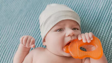 Avertizarea unei mamici legata de gelul pentru gingiile bebelusului