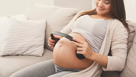 Cand incepe bebelusul sa auda si cand iti recunoaste vocea?