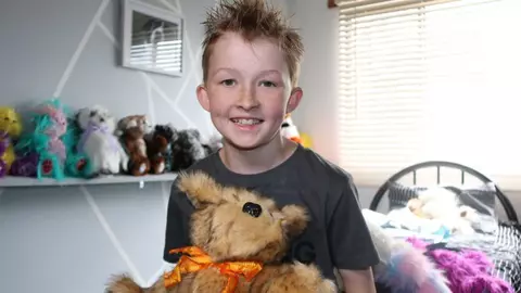 Project 365: La doar 9 ani a devenit eroul copiilor bolnavi de cancer din toata lumea