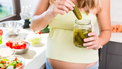 Cand apar poftele in sarcina?