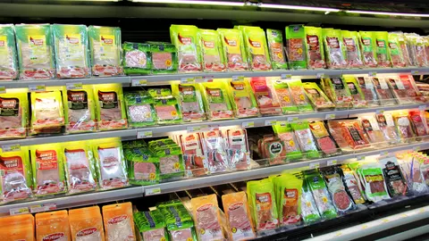 Alerta, mai ales pentru gravide: Alimente infestate cu Listeria in comert