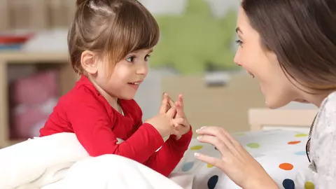 Cand incepe copilul sa vorbeasca - Etapele dezvoltarii limbajului la copii - 3-4 ani