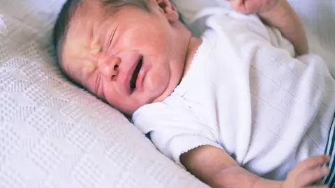 Este sau nu este normal sughițul la bebeluși? Părerea experților