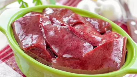 Ficățeii în alimentația bebelușilor: când devin toxici pentru cei mici