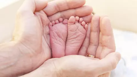 (P) 5 obiecte esențiale de care orice viitor părinte are nevoie