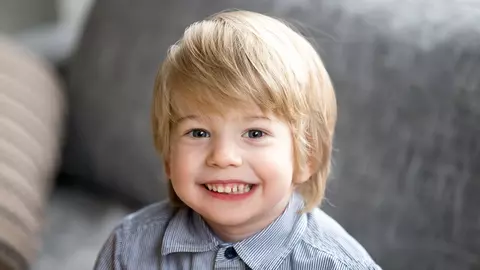 (P) Cum îți dai seama că prichindelul tău are nevoie de un cabinet de stomatologie pentru copii?